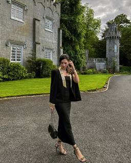 Hammasa Kohistani feet photo thumbnail