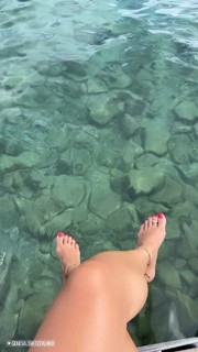 Hammasa Kohistani feet photo thumbnail