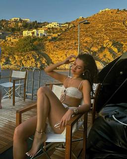 Hammasa Kohistani feet photo thumbnail