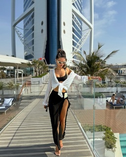 Hammasa Kohistani feet photo thumbnail