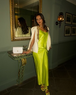 Hammasa Kohistani feet photo thumbnail