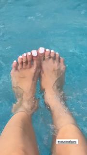 Hammasa Kohistani feet photo thumbnail