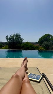 Hammasa Kohistani feet photo thumbnail