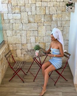 Hammasa Kohistani feet photo thumbnail