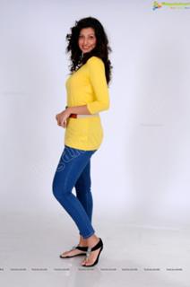 Hamsa Nandini feet photo 19