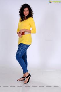 Hamsa Nandini feet photo 18