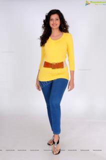 Hamsa Nandini feet photo 15