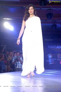 Hamsa Nandini feet photo 6