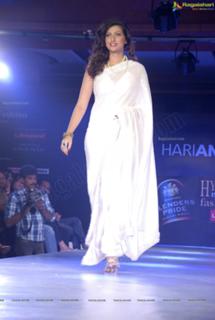 Hamsa Nandini feet photo 4
