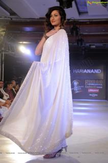 Hamsa Nandini feet photo 19