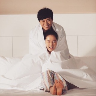 Han Ga-in feet photo 15
