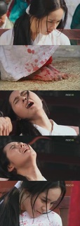 Han Ga-in feet photo 1