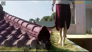 Han Ga-in feet photo 13