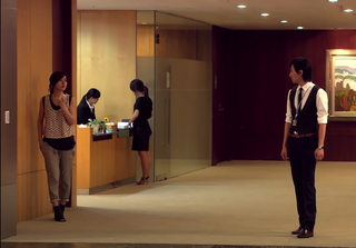 Han Ga-in feet photo 17
