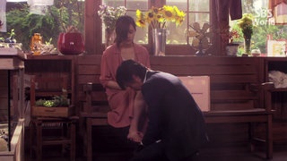 Han Ga-in feet photo 15