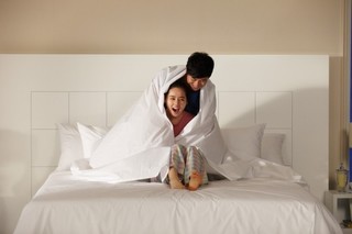 Han Ga-in feet photo 5