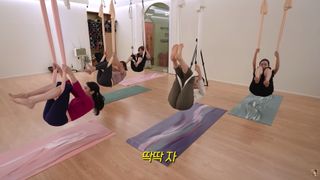 Han Ga-in feet photo 16