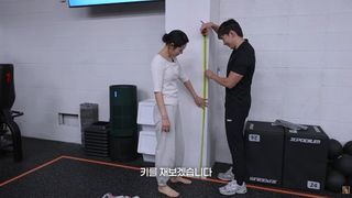 Han Ga-in feet photo 20