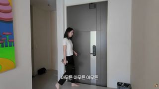 Han Ga-in feet photo 6