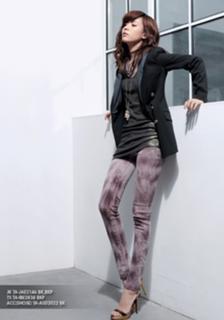 Han Hyo-joo feet photo thumbnail