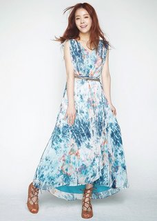 Han Ji-min feet photo 2