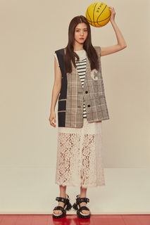 Han So-hee feet photo thumbnail