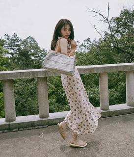 Han So-hee feet photo thumbnail