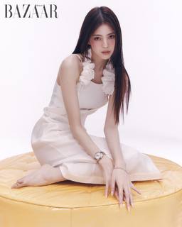 Han So-hee feet photo thumbnail