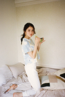 Han So-hee feet photo thumbnail