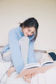 Han So-hee feet photo thumbnail