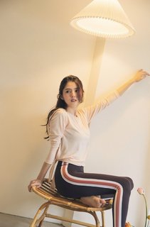 Han So-hee feet photo thumbnail