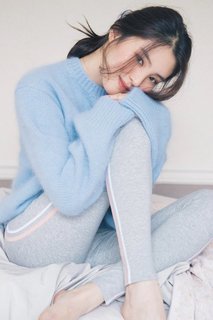 Han So-hee feet photo thumbnail
