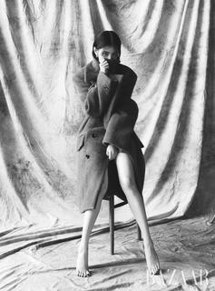 Han So-hee feet photo thumbnail