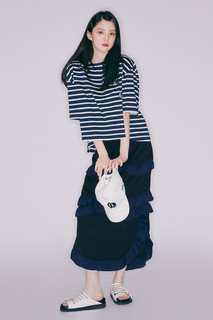 Han So-hee feet photo thumbnail