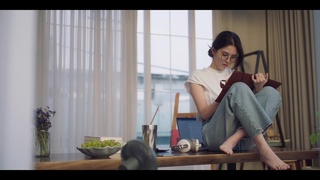 Han So-hee feet photo thumbnail