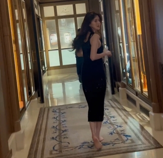 Han So-hee feet photo thumbnail