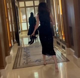 Han So-hee feet photo thumbnail