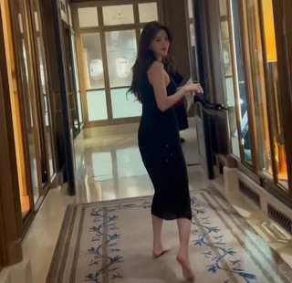 Han So-hee feet photo thumbnail