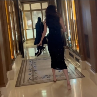 Han So-hee feet photo thumbnail