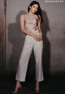 Han So-hee feet photo thumbnail