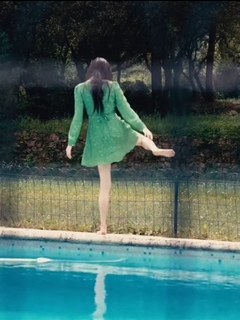 Han So-hee feet photo thumbnail