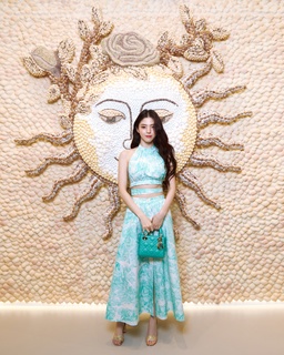 Han So-hee feet photo thumbnail