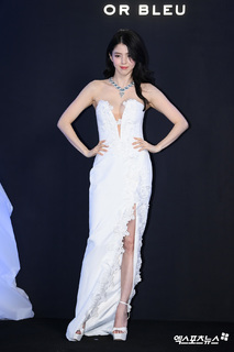 Han So-hee feet photo thumbnail