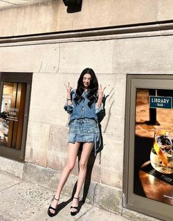Han So-hee feet photo 7