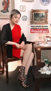 Hana Adrović feet photo 15