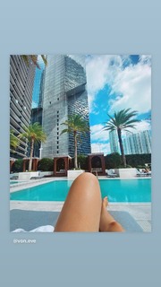 Hana Adrović feet photo 1
