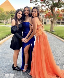 Hana El Zahed feet photo thumbnail