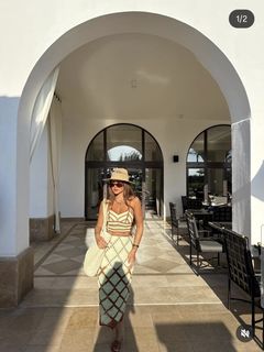 Hana El Zahed feet photo thumbnail