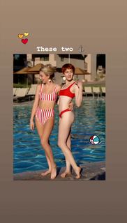 Hana Hayes feet photo 20