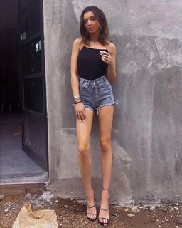 Hana Hayes feet photo 2